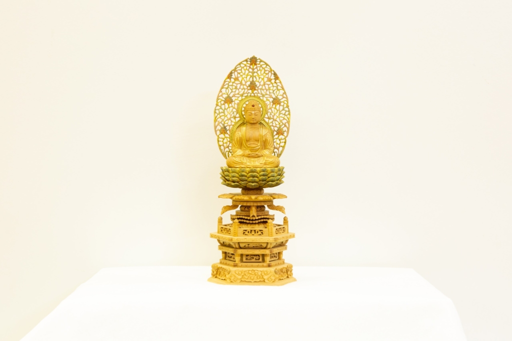 金色の木製仏像白檀 くから